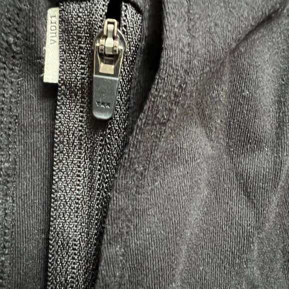 Vuori Halo Performance Shorts Black Athletic with Adjustable Waist | Sz XL - Picture 3 of 12